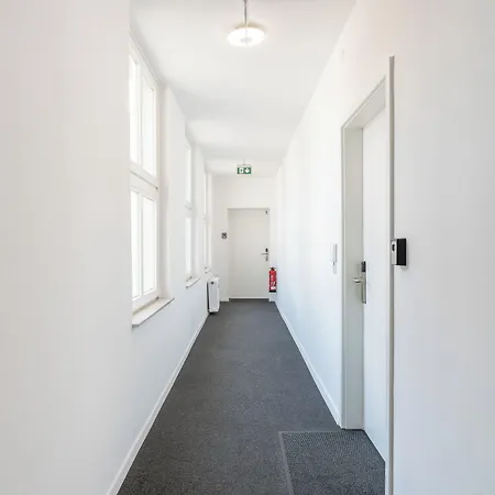 Apart-hotel Bright Angoulemeplatz 4*