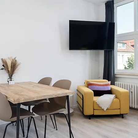 Bright Angoulemeplatz Apart-hotel 4*