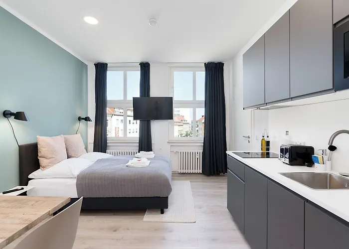 Lejlighedshotel Bright Angoulemeplatz 4*