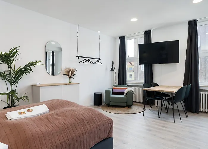 Bright Angoulemeplatz