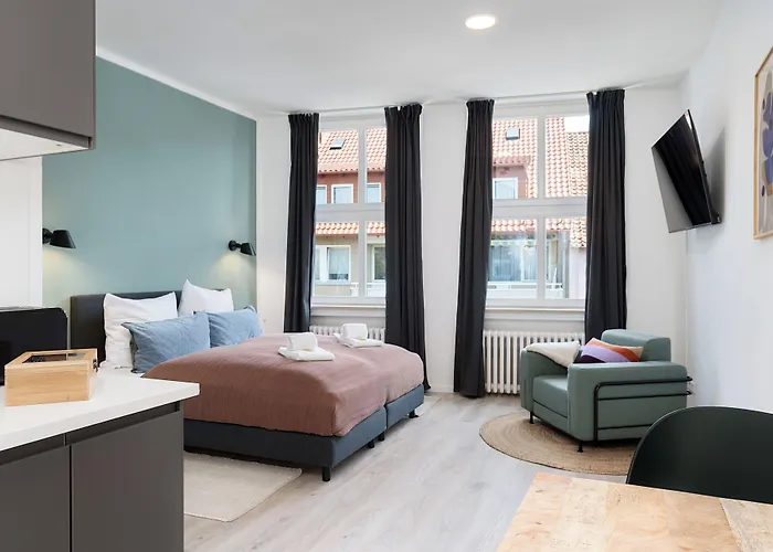 Bright Angoulemeplatz